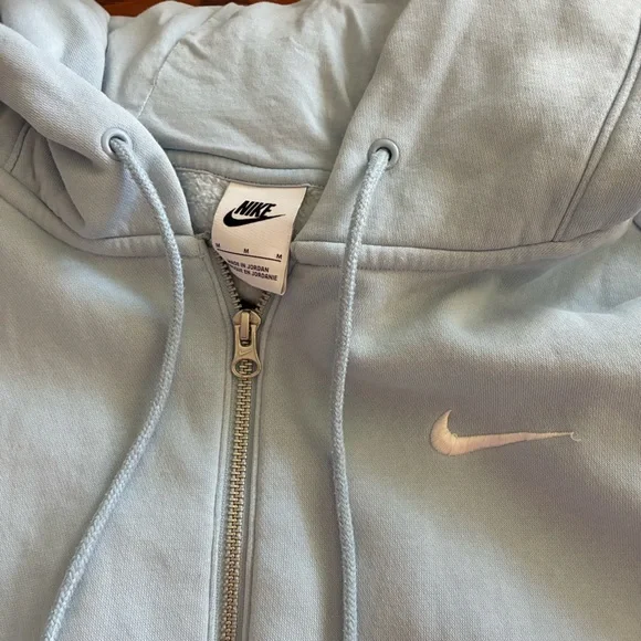 Nike Women's Sportswear
Phoenix Fleece Oversized Full-Zip Jacket Medium - Picture 6 of 9